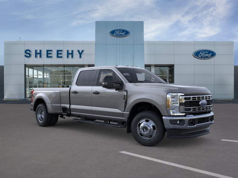 2026 Ford F-350 XLT 4x4 Crew Cab 8' Box DRW's photo