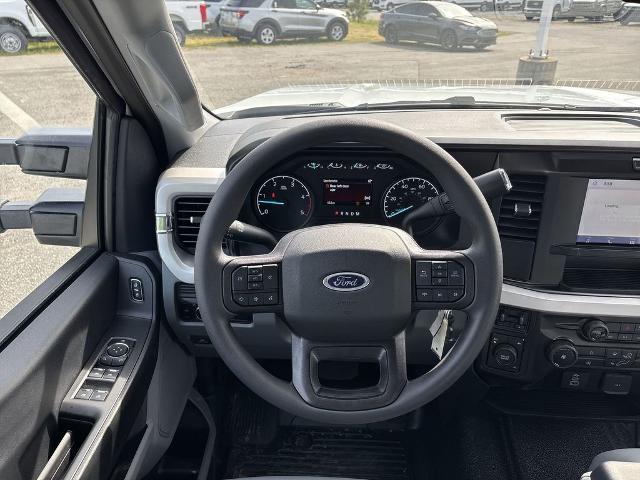 New 2026 Oxford White Ford F-350® XL image 38