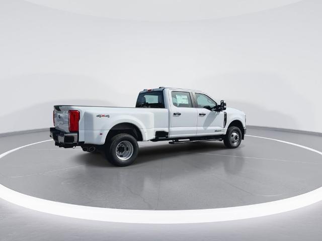 New 2026 Oxford White Ford F-350® XL image 29
