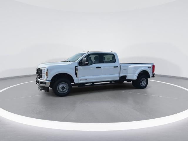 New 2026 Oxford White Ford F-350® XL image 33