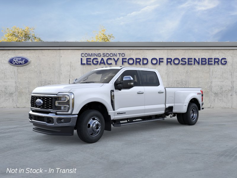 2026 Ford Super Duty F-350 DRW LARIAT