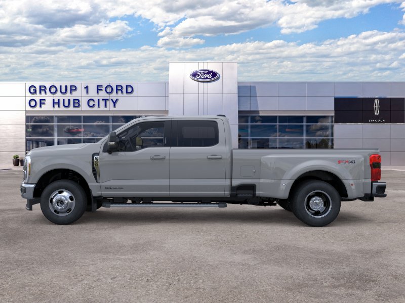New 2026 Avalanche Ford F-350® Lariat® image 25