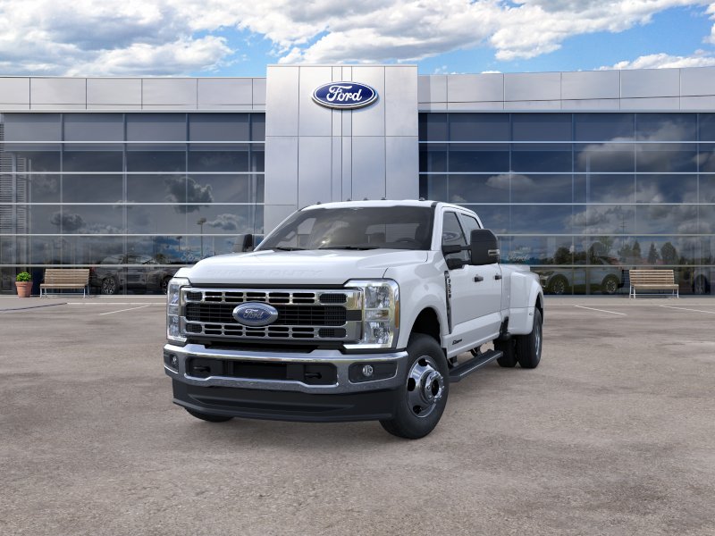 New 2026 Oxford White Ford F-350® XLT image 23