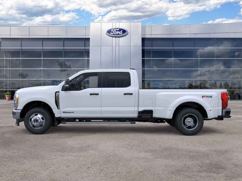 New 2026 Oxford White Ford F-350® XLT image 24