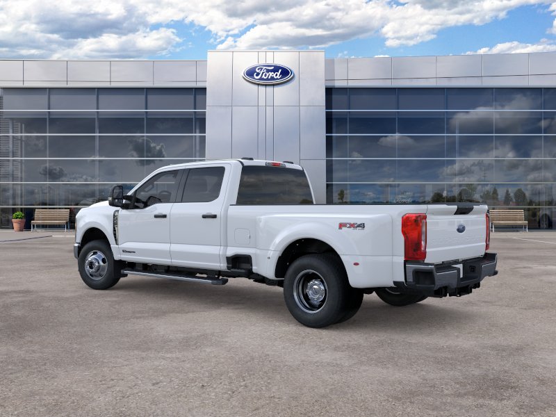 New 2026 Oxford White Ford F-350® XLT image 25