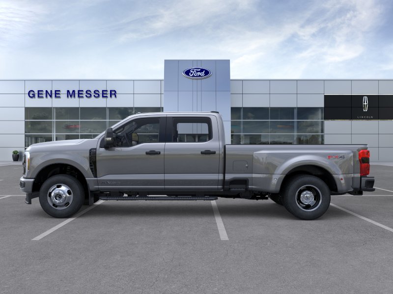 New 2026 Carbonized Gray Metallic Ford F-350® XL image 25