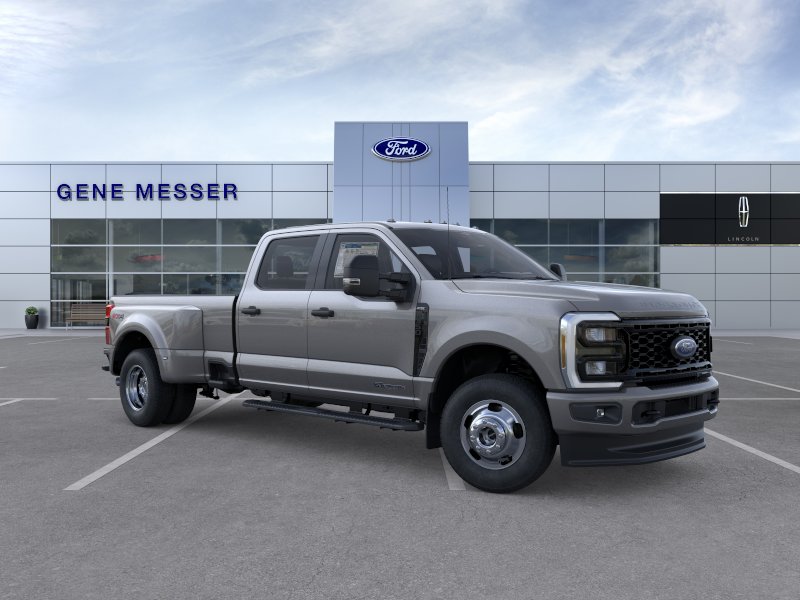 New 2026 Carbonized Gray Metallic Ford F-350® XL image 29