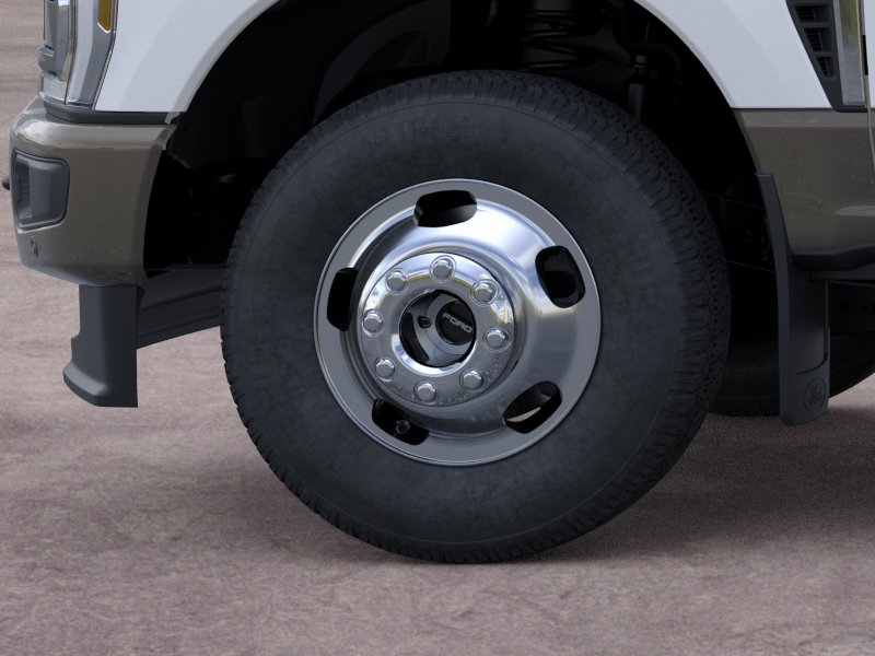 New 2026 Star White Metallic Tri-Coat Ford F-350® King Ranch® image 19