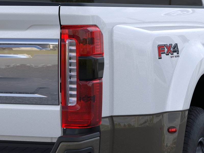New 2026 Star White Metallic Tri-Coat Ford F-350® King Ranch® image 21