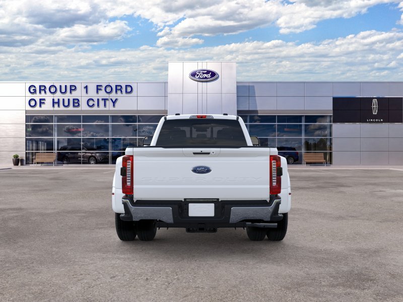 New 2026 Star White Metallic Tri-Coat Ford F-350® Lariat® image 5