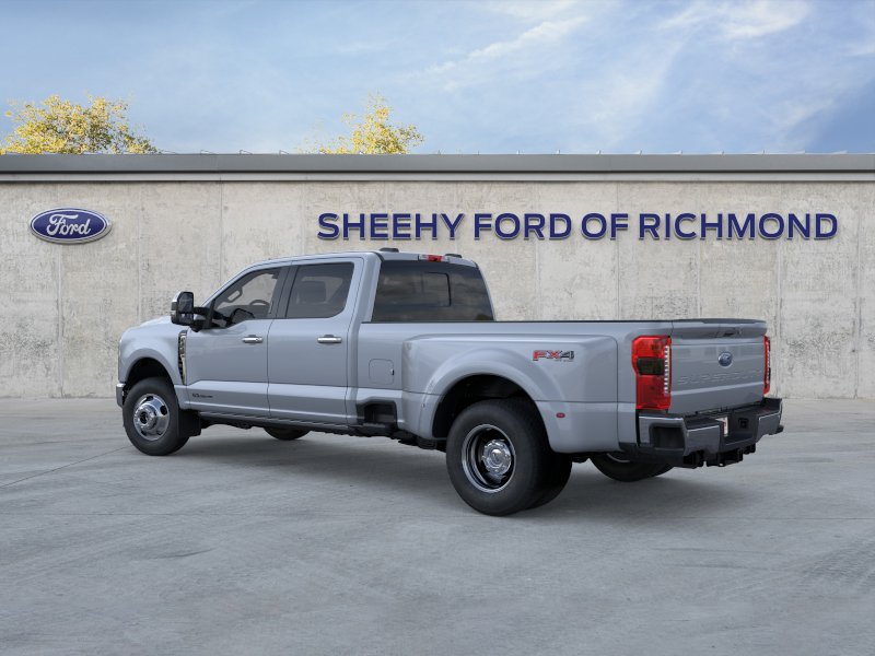 New 2026 Glacier Gray Metallic Tri-Coat Ford Lariat image 27