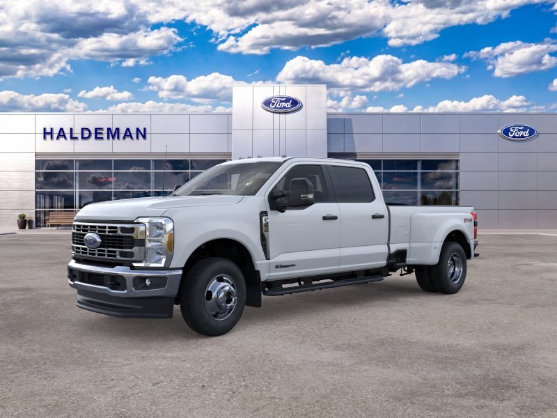 2026 Ford Super Duty F-350 DRW XLT