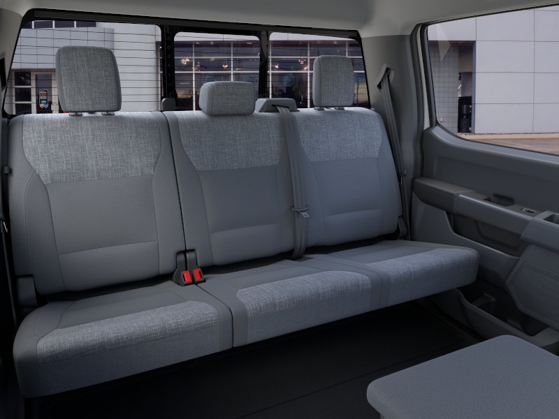 New 2026 Oxford White Ford F-350® XLT image 11