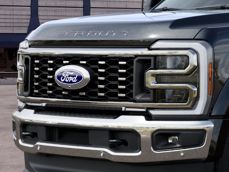 New 2027 Agate Black Metallic Ford F-450® Lariat® image 17