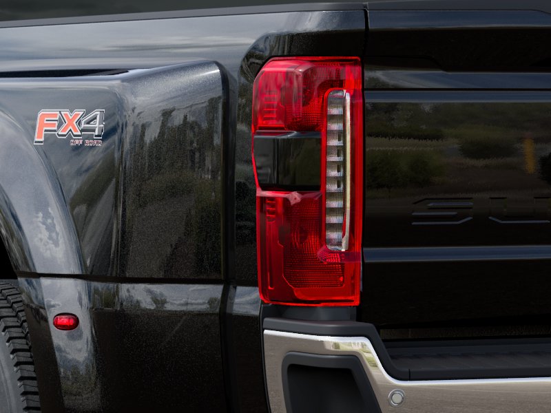 New 2027 Agate Black Metallic Ford F-450® Lariat® image 21