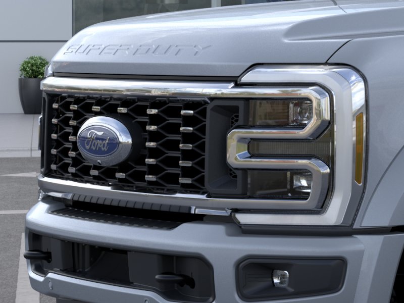 New 2026 Glacier Gray Metallic Tri-Coat Ford F-450® Platinum® image 37