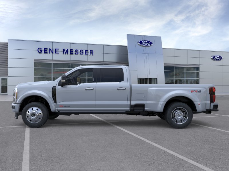 New 2026 Glacier Gray Metallic Tri-Coat Ford F-450® Platinum® image 23