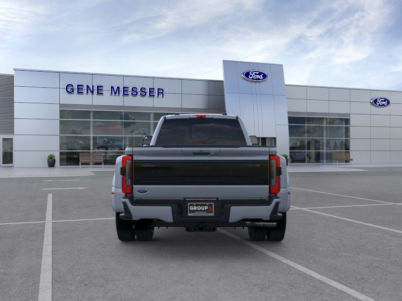 New 2026 Glacier Gray Metallic Tri-Coat Ford F-450® Platinum® image 25