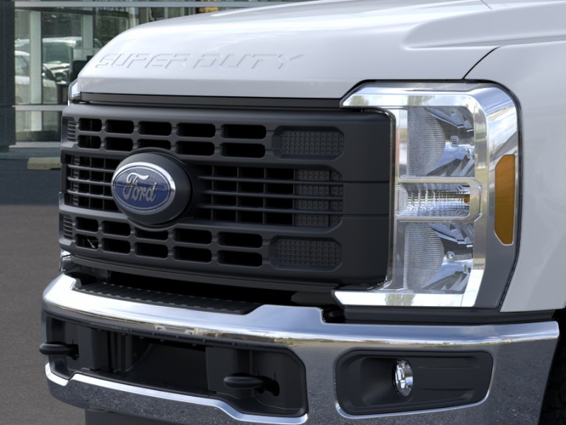 New 2026 Oxford White Ford F-250® XL image 17