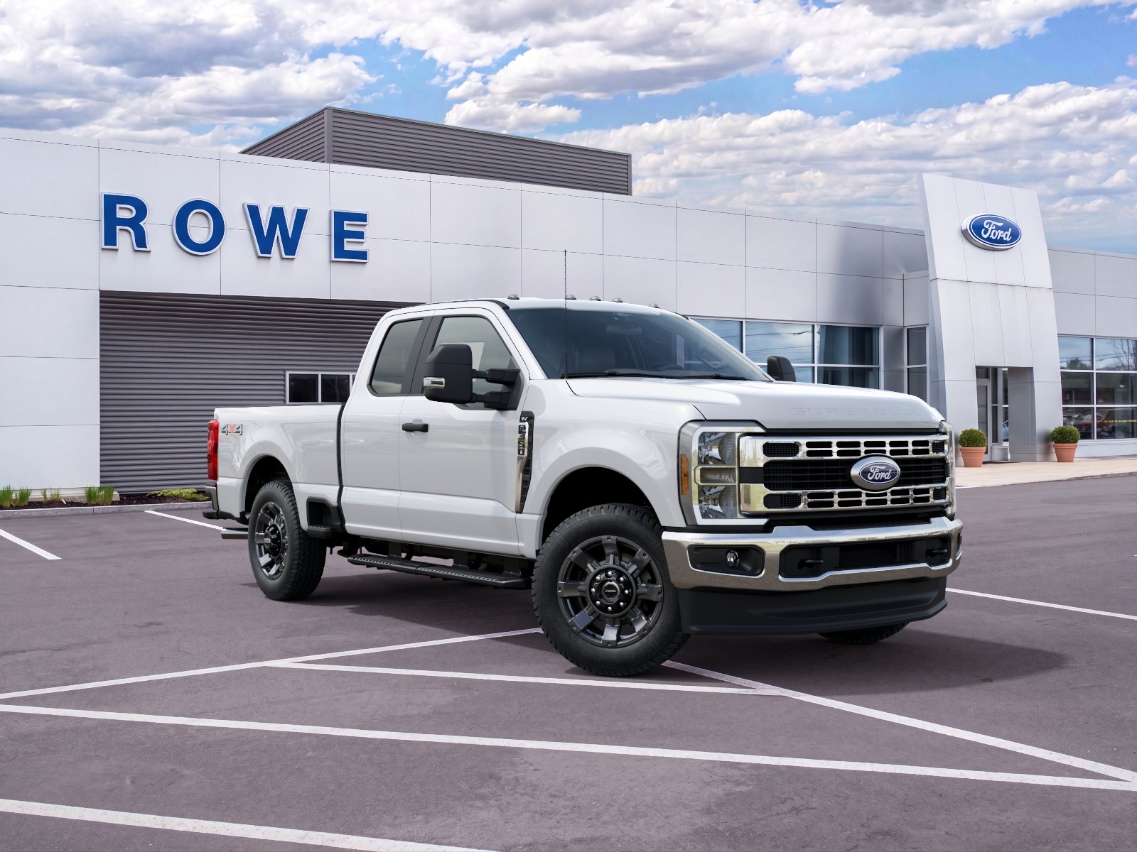 2027 Ford Super Duty F-350 SRW XLT