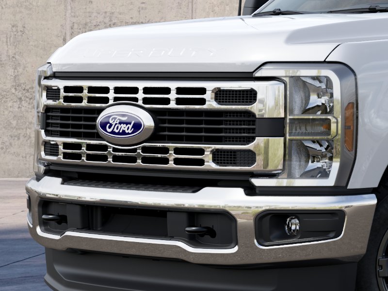 New 2027 Oxford White Ford F-350® XLT image 39