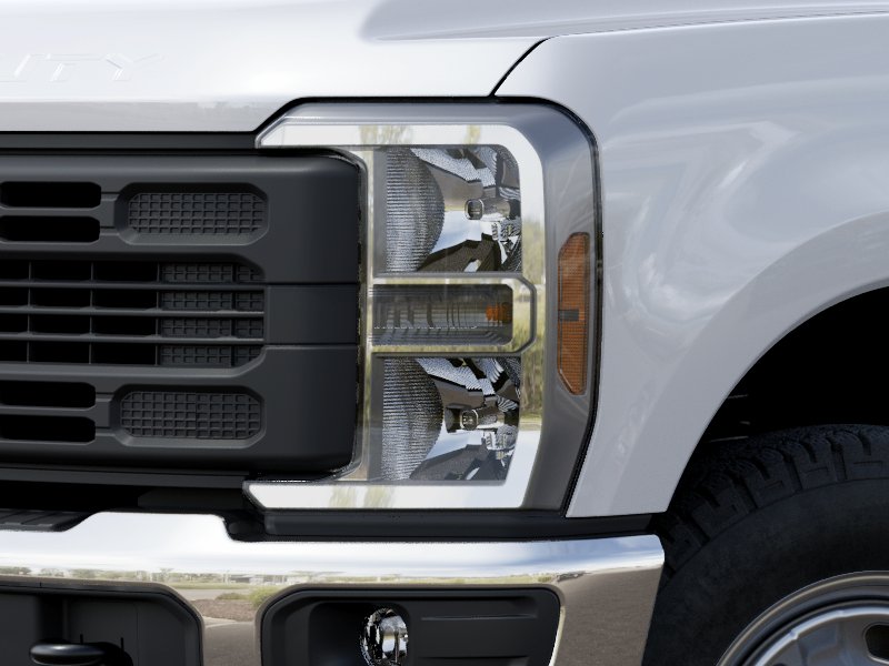 New 2027 Oxford White Ford F-350® XL image 40