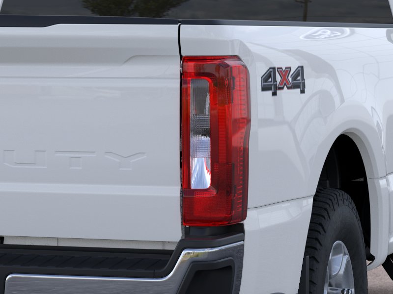 New 2026 Oxford White Ford XLT image 52