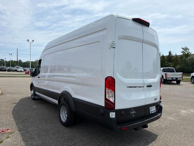New 2026 Oxford White Ford Cargo Van image 41
