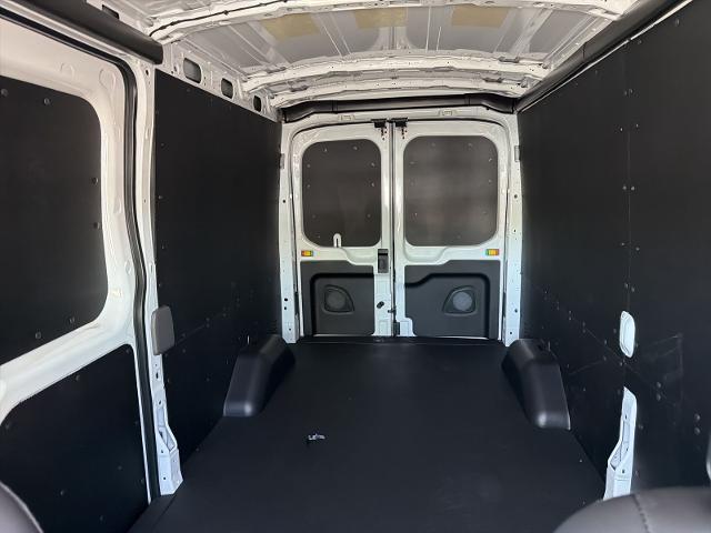 New 2026 Oxford White Ford Base image 46
