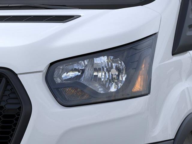 New 2026 Oxford White Ford 250 image 39