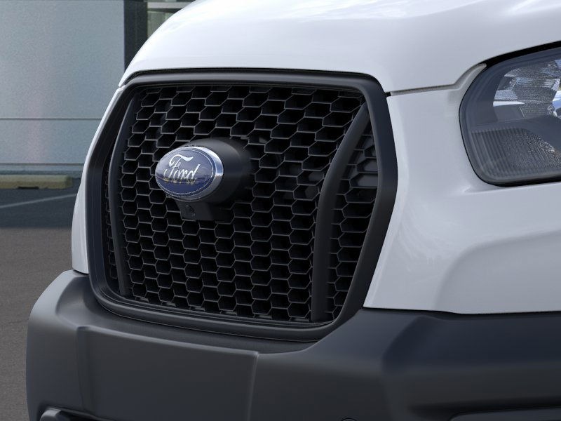 New 2025 Oxford White Ford Base image 52