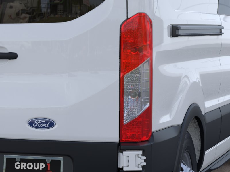 New 2026 Oxford White Ford Cargo Van image 42