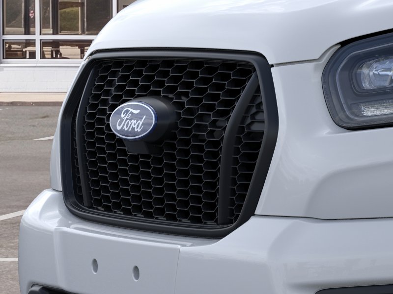 New 2026 Oxford White Ford Cargo Van image 38