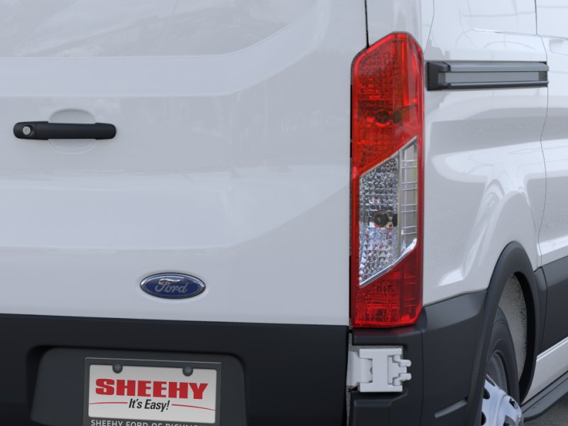 New 2025 Oxford White Ford Cargo Van image 21