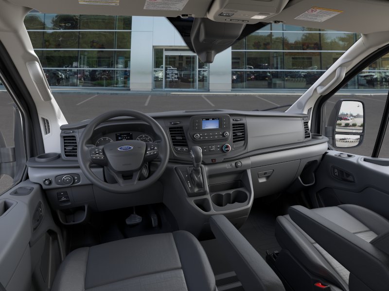 New 2025 Oxford White Ford Base image 30