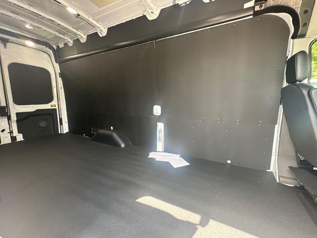 New 2026 Oxford White Ford Cargo Van image 49