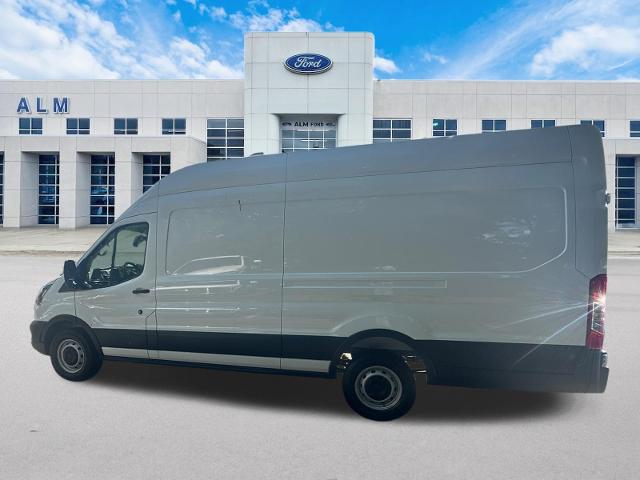 New 2026 Oxford White Ford Cargo Van image 42