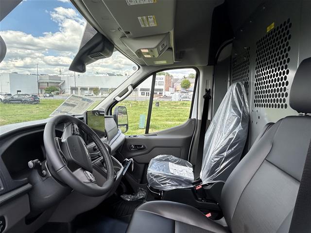 New 2026 Oxford White Ford 350 image 24