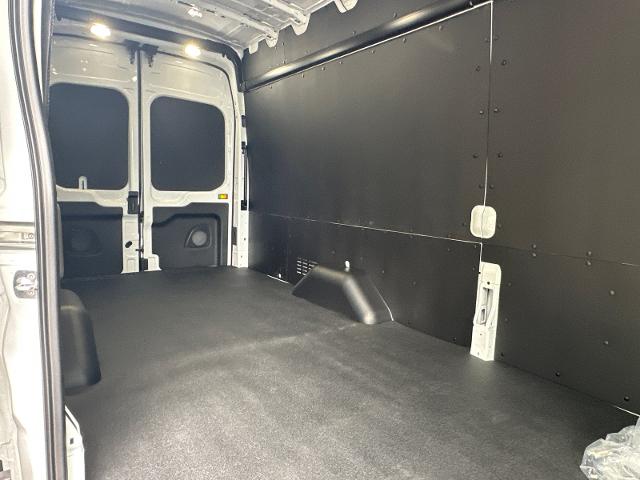 New 2027 Oxford White Ford Cargo Van image 48