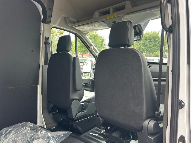 New 2027 Oxford White Ford Cargo Van image 49