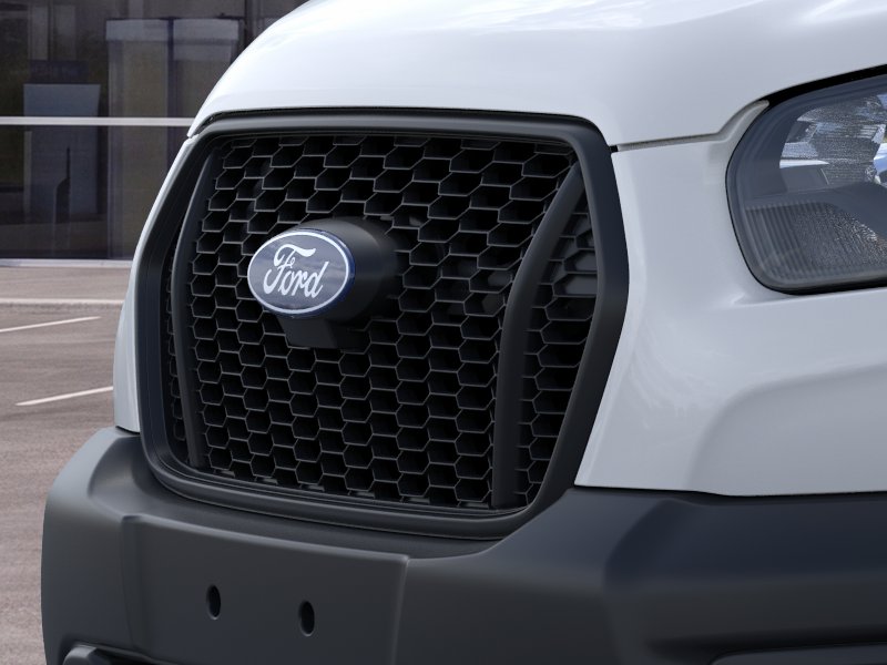 New 2026 Oxford White Ford Base image 38