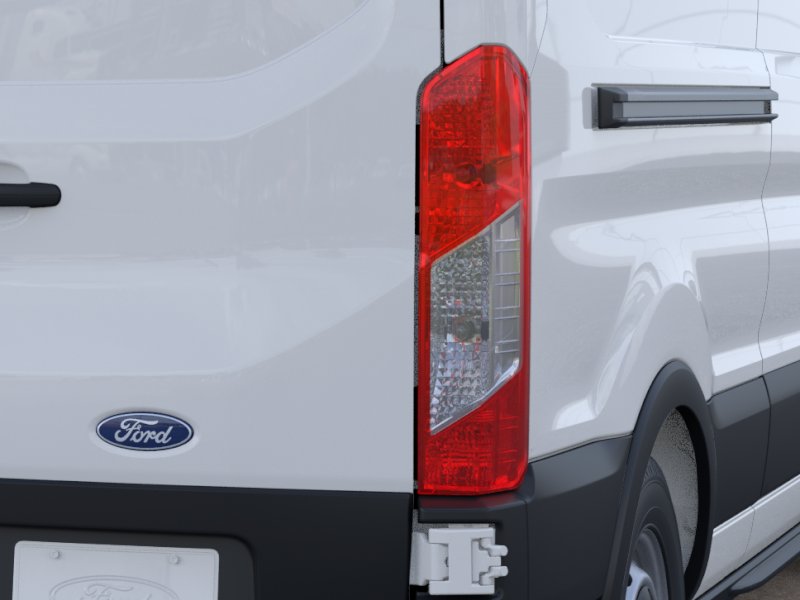 New 2026 Oxford White Ford Base image 42