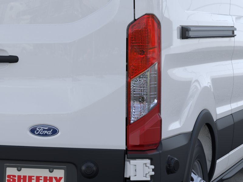 New 2026 Oxford White Ford Cargo Van image 21