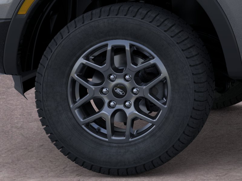 New 2026 Carbonized Gray Metallic Ford XLT image 32