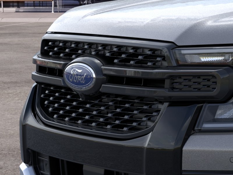 New 2026 Carbonized Gray Metallic Ford XLT image 34