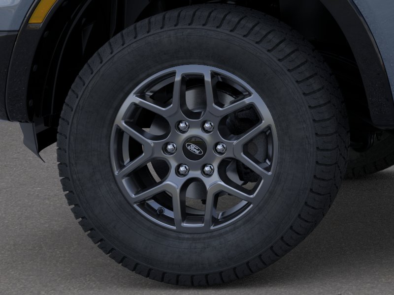 New 2025 Azure Gray Metallic Tri-coat Ford XLT image 19