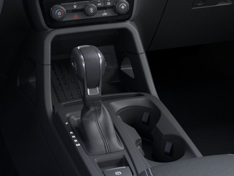 New 2025 Oxford White Ford XLT image 46