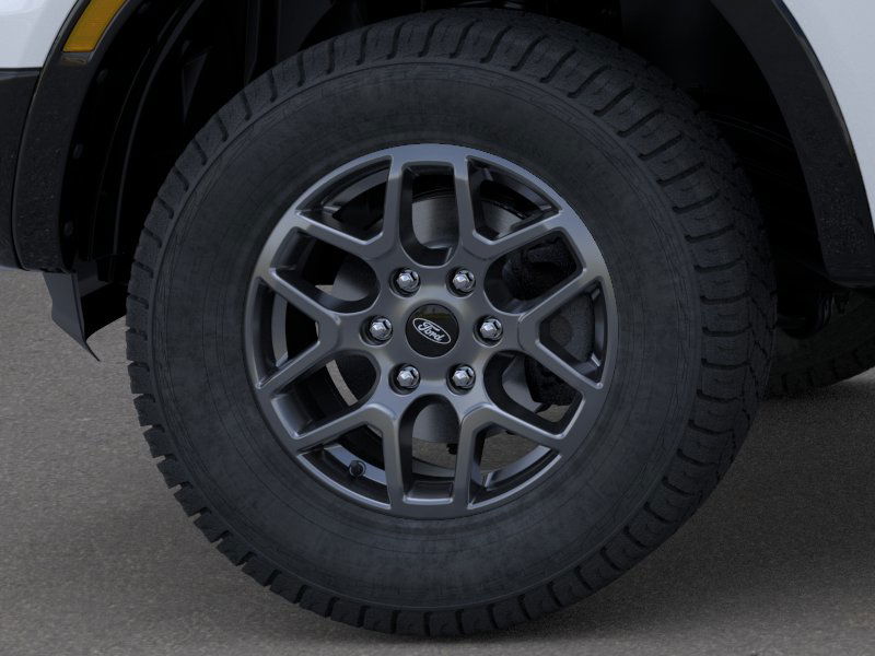 New 2025 Oxford White Ford XLT image 50