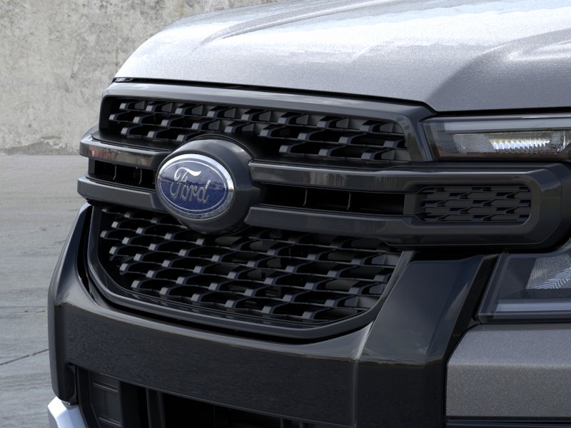 New 2026 Carbonized Gray Metallic Ford XLT image 39