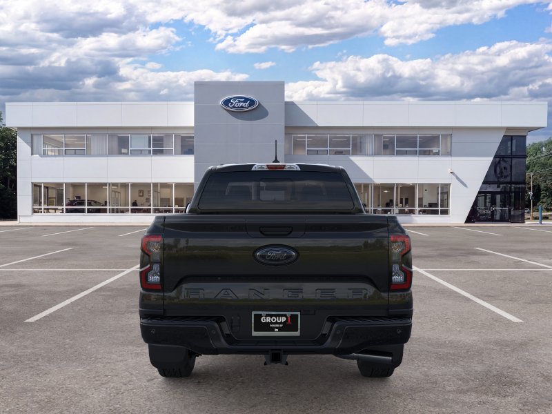 New 2026 Shadow Black Ford XLT image 27